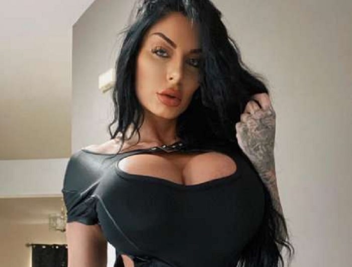 Lindi Nunziato - Know About Her Body Changes, Surgeries and Piercing